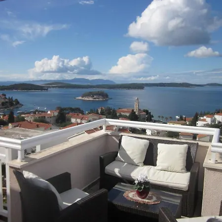 And With Wifi Hvar - 20114 3* هفار